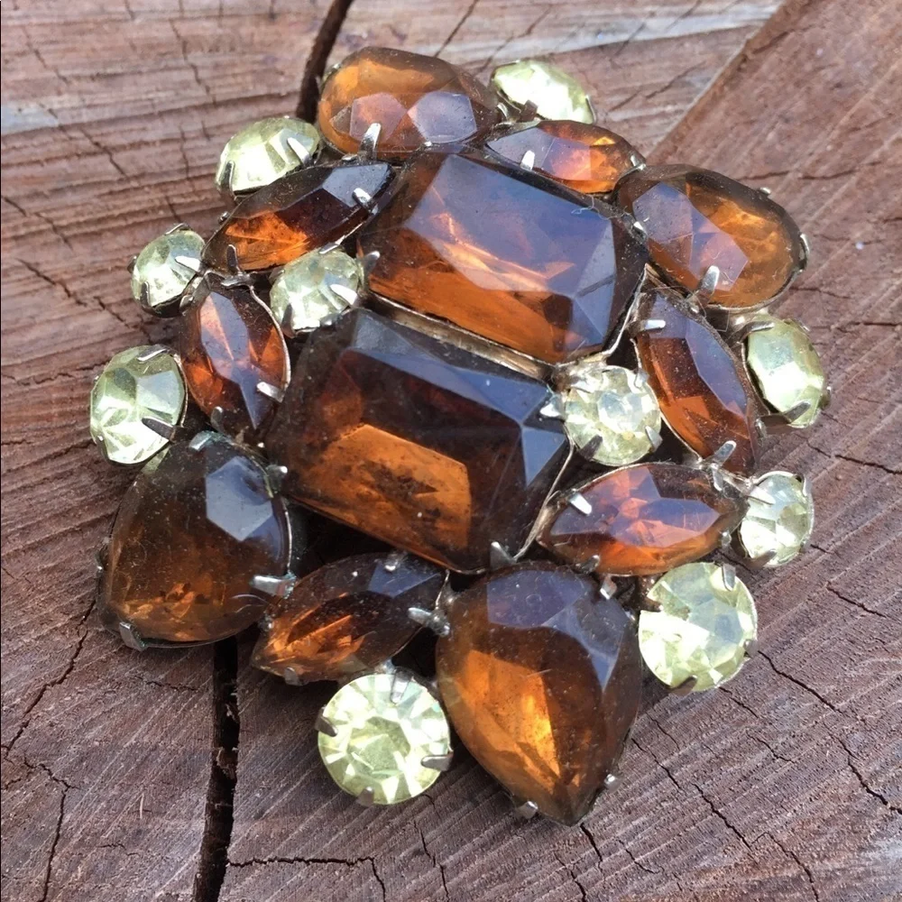 Beautiful 1950-60’s Vintage Brooch Amber Yellow
